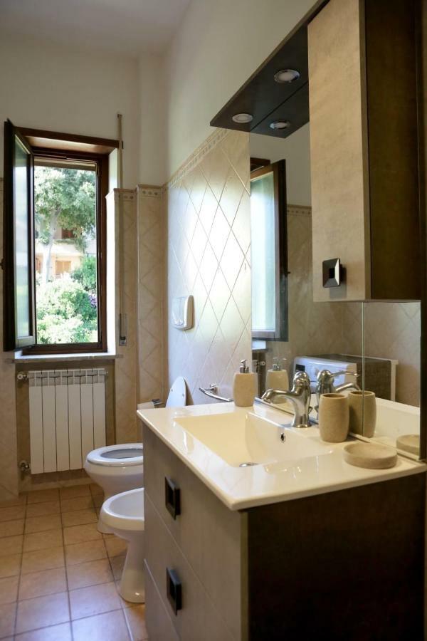 Pepe Apartment -Lago Di Bracciano Тревиньяно-Романо Экстерьер фото